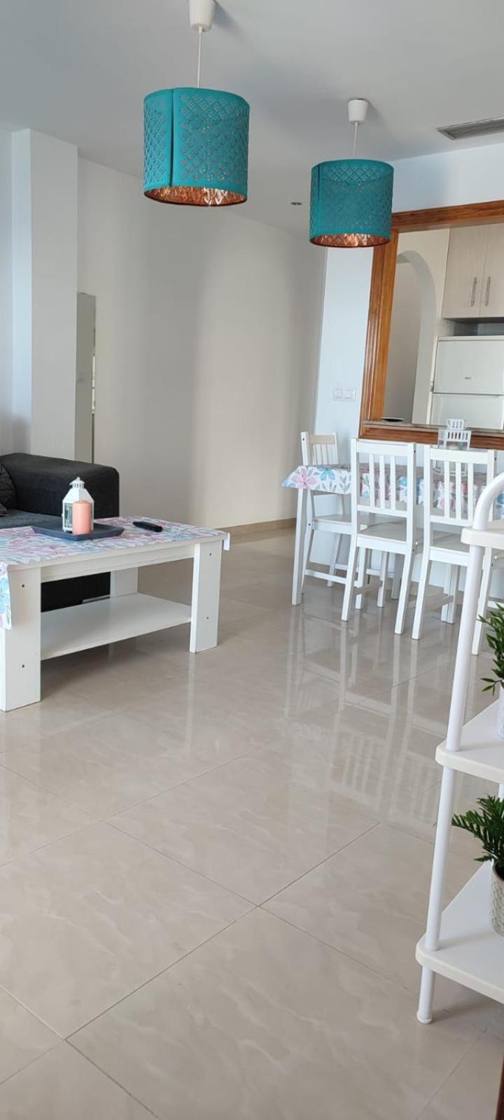 Duplex Castell De Ferro Apartment Luaran gambar