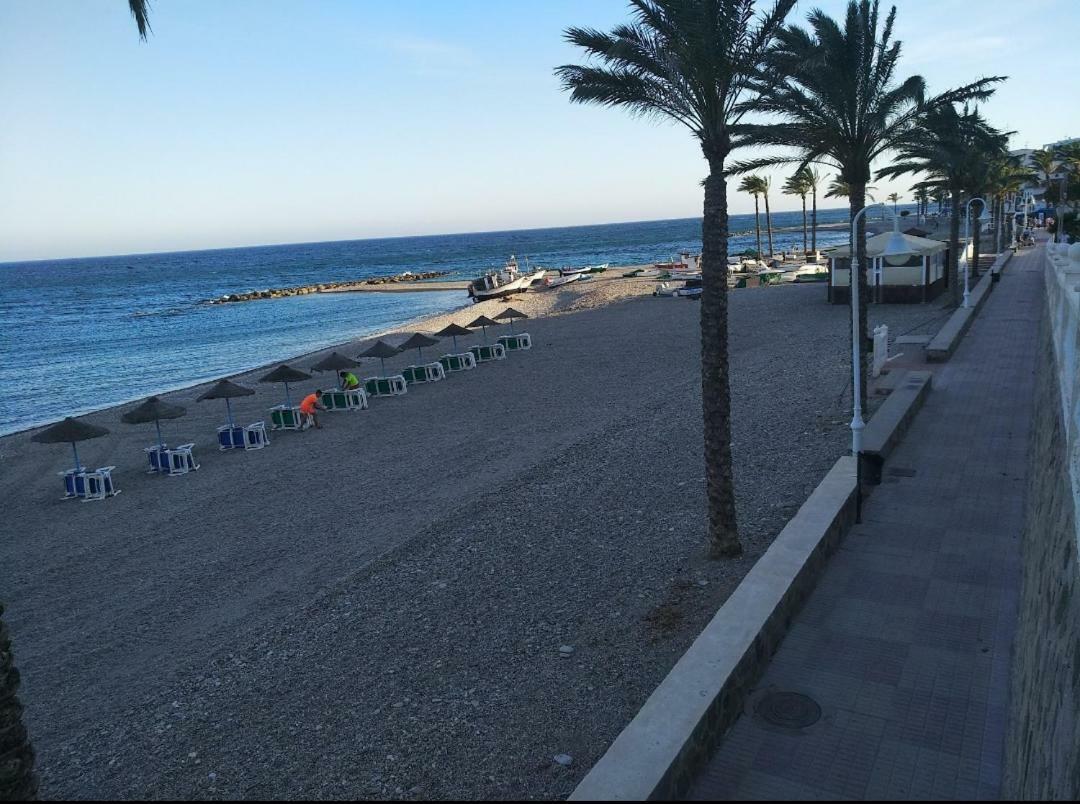 Duplex Castell De Ferro Apartment Luaran gambar